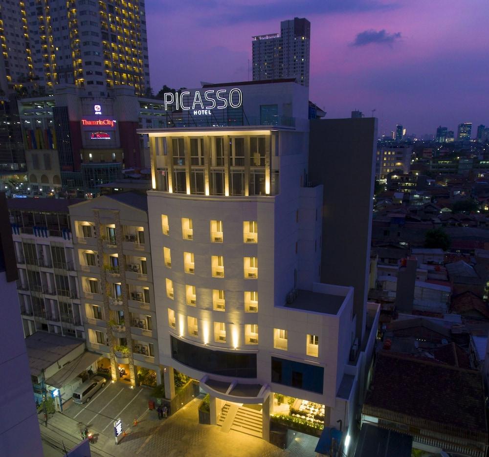 Grand Picasso Hotel Джакарта Екстер'єр фото