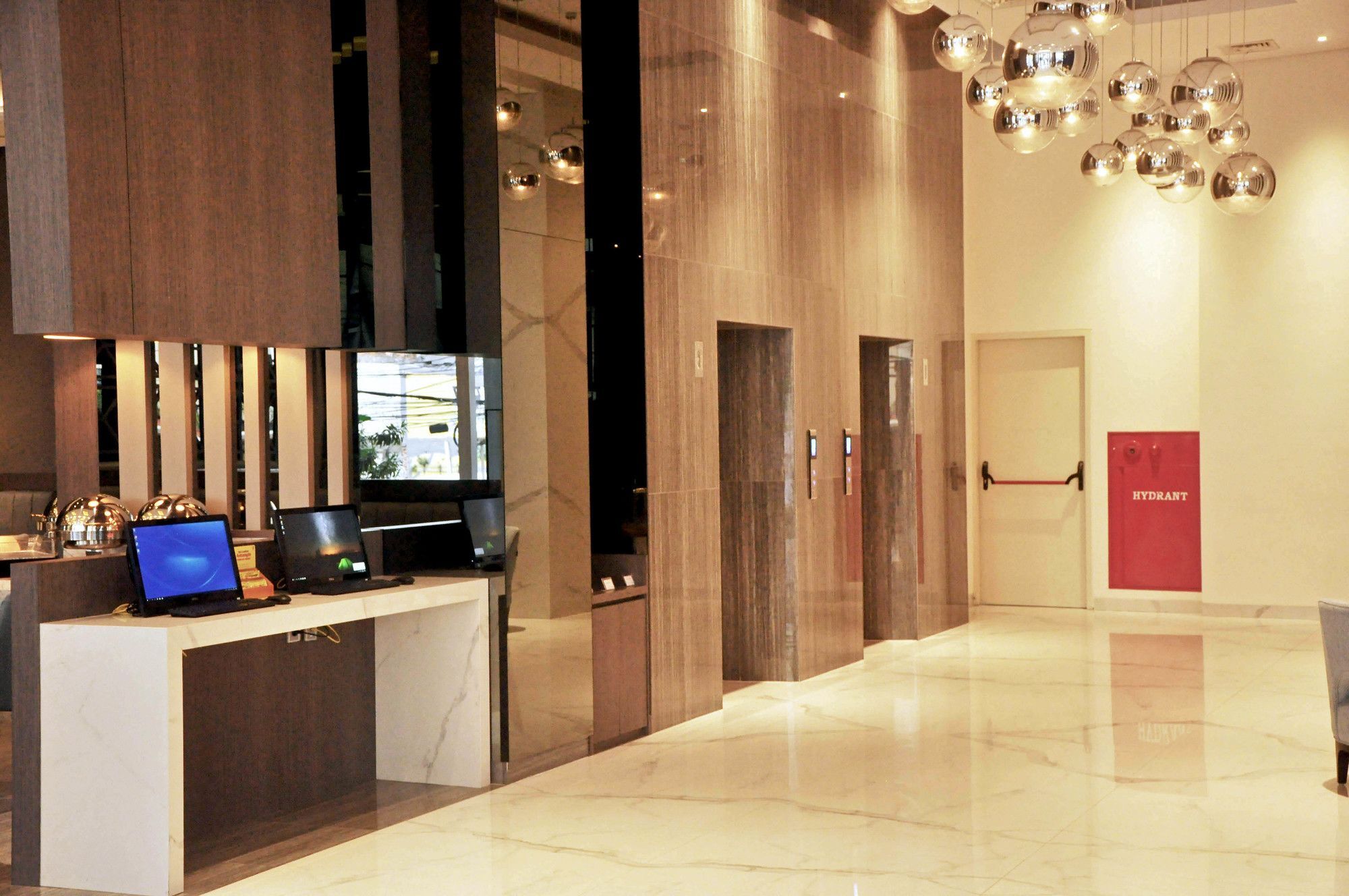 Grand Picasso Hotel Джакарта Екстер'єр фото