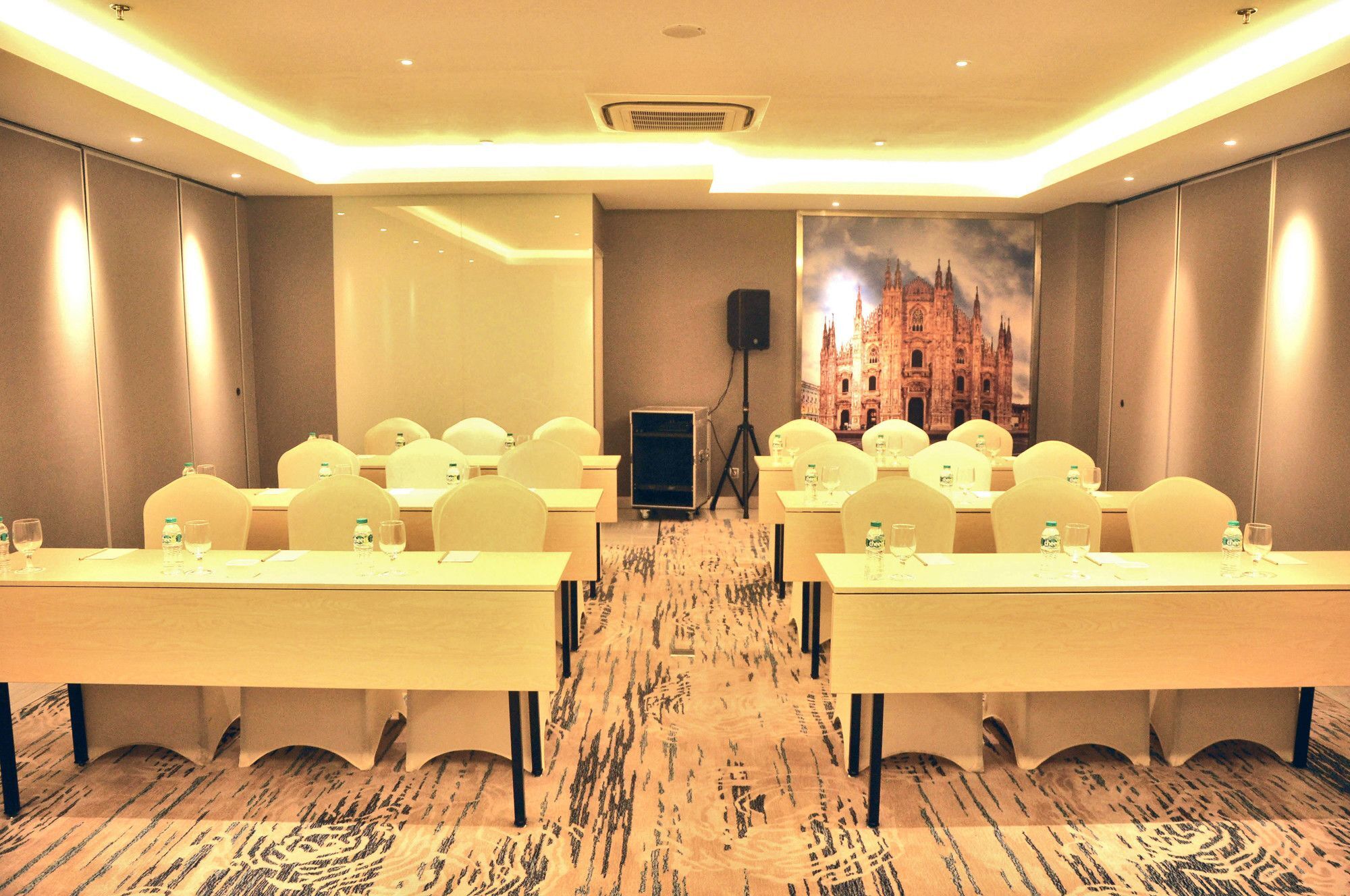 Grand Picasso Hotel Джакарта Екстер'єр фото